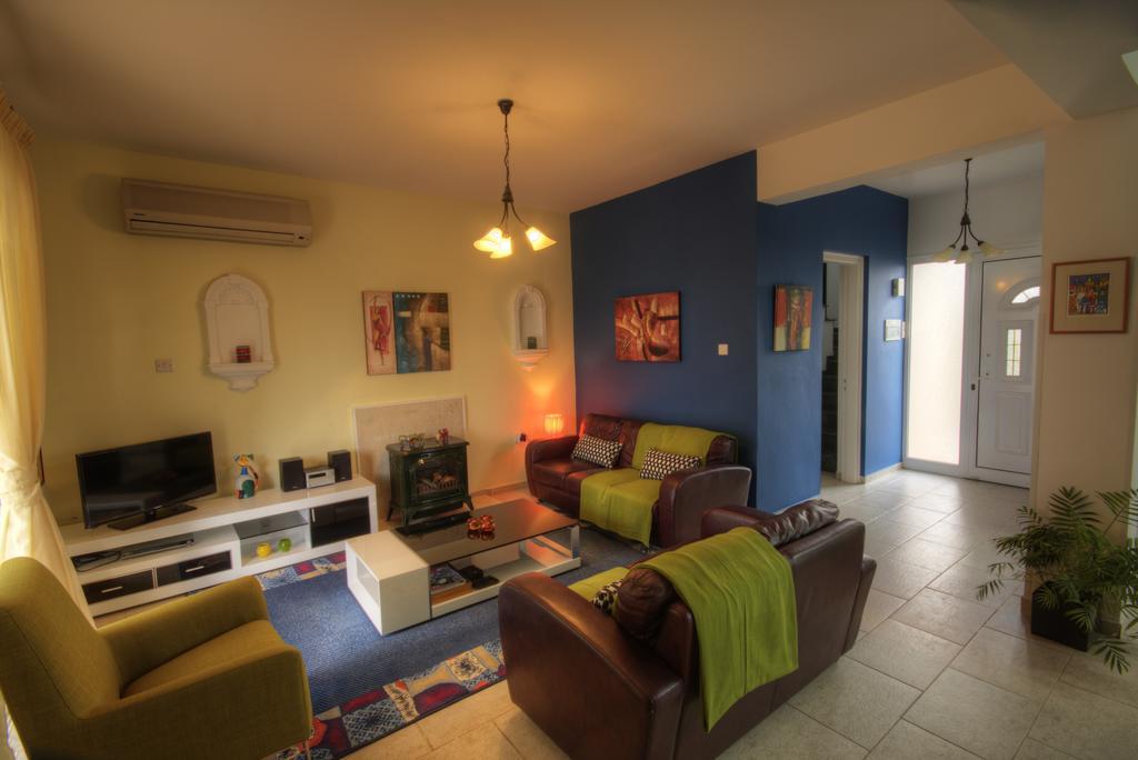 Villa Athina Пафос Стая снимка